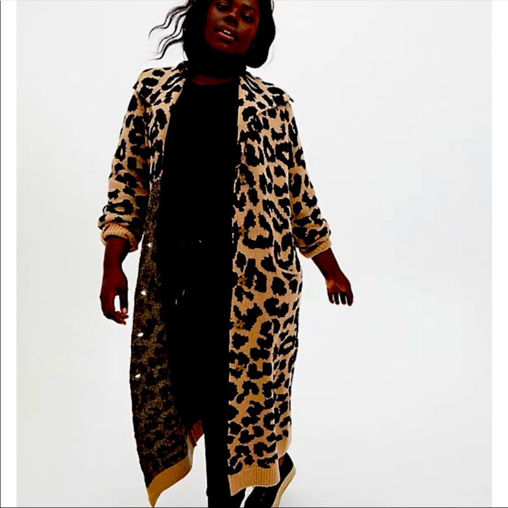 Like New!! Torrid sweater long kimono! Size 0